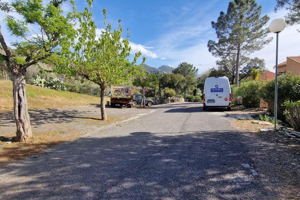 פטרימוניו Appartement Sur La Baie De Saint Florent מראה חיצוני תמונה