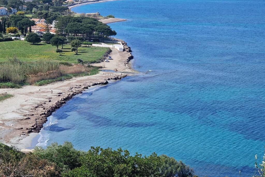 פטרימוניו Appartement Sur La Baie De Saint Florent מראה חיצוני תמונה